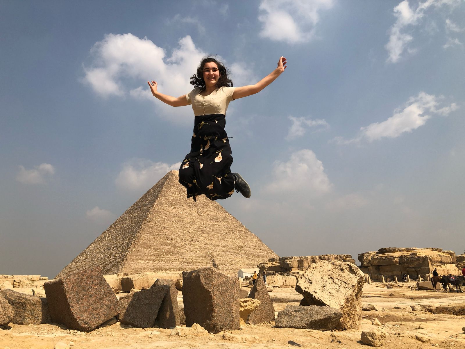 a0418566-c449-4eb7-8ded-e9199e960134